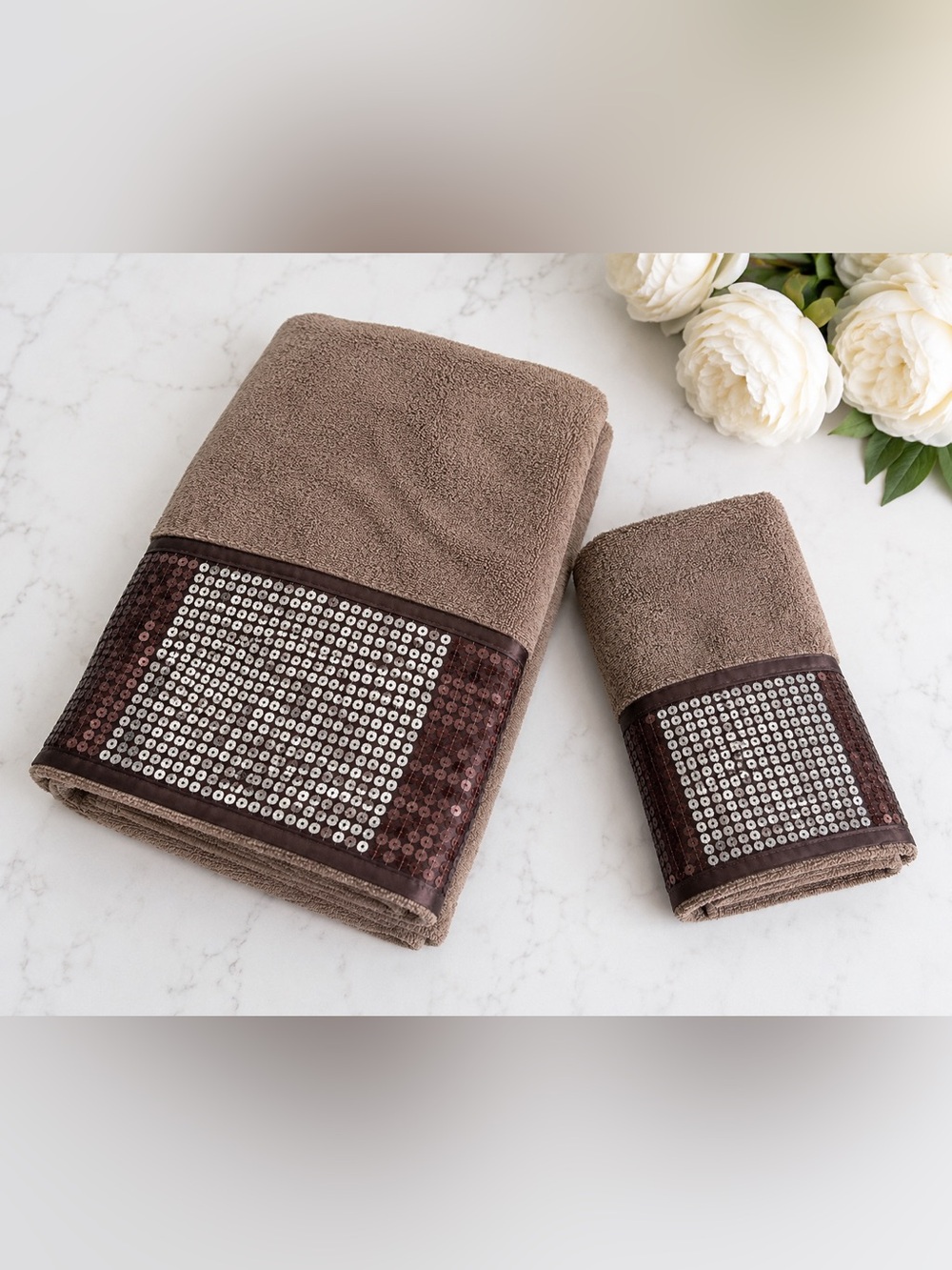 100% cotton Taupe Sequin Trim Bath Towel Set